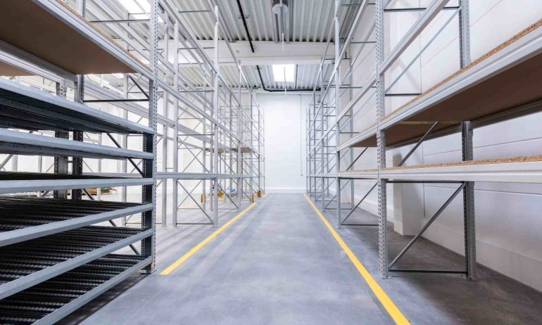 Shop Smart: Buy Span-Track Systems and Revolutionize Your Space