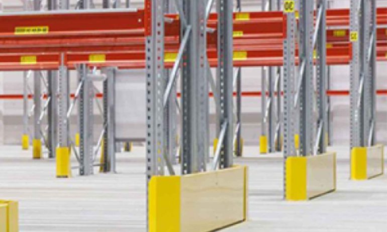 How to Choose the Right Pallet Rack Frame Protector